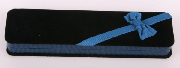 Geschenkbox Blau gros mit Schleife